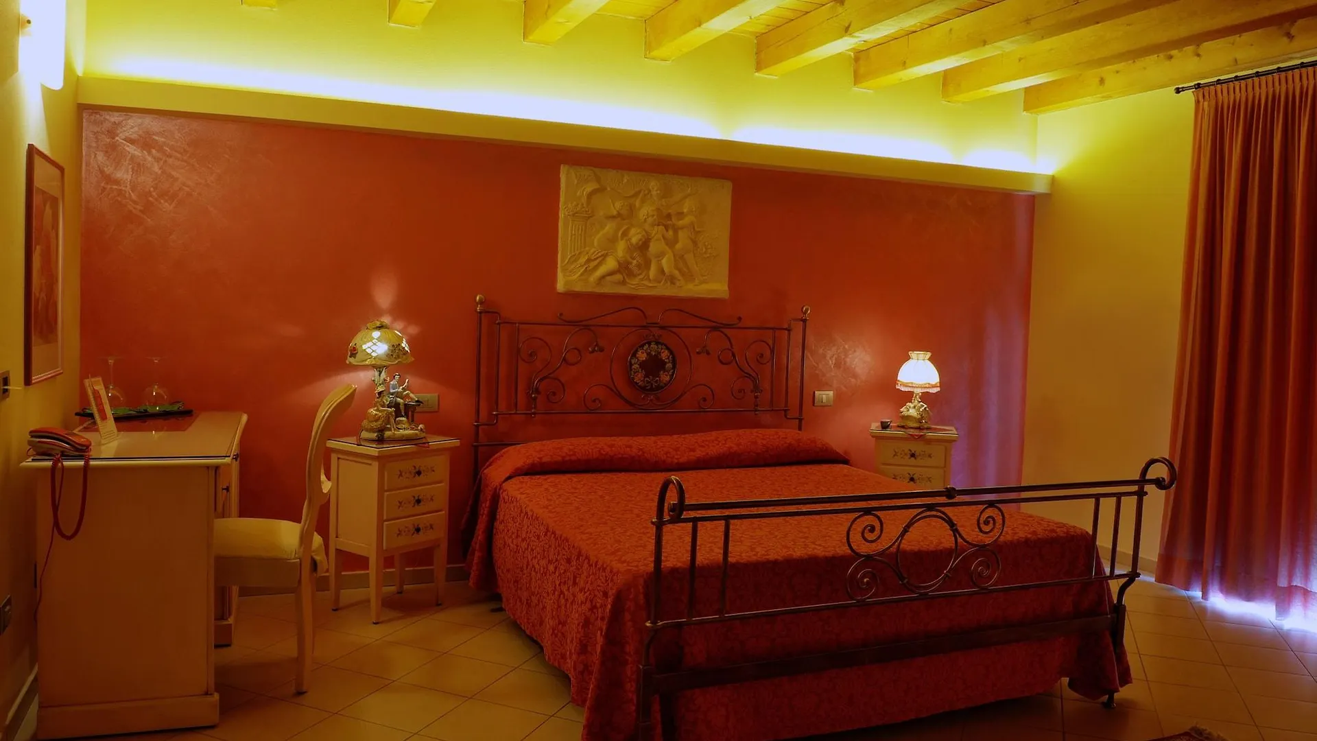 Hotell Agriturismo Dei Grippi Sona